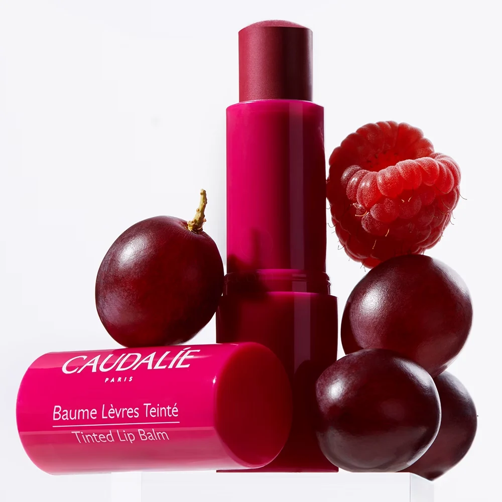 Caudalie, obarvan balzam za ustnice (4,5 g)